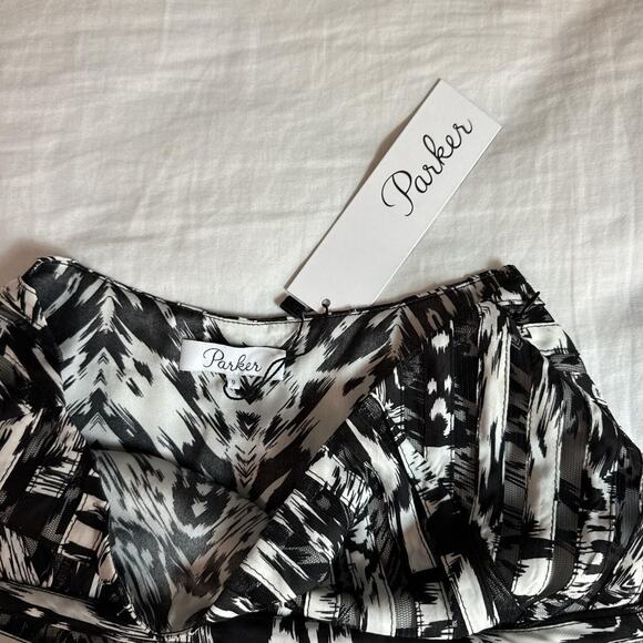 parker black white abstract mini skirt new with tags size 0 - Picture 3 of 3